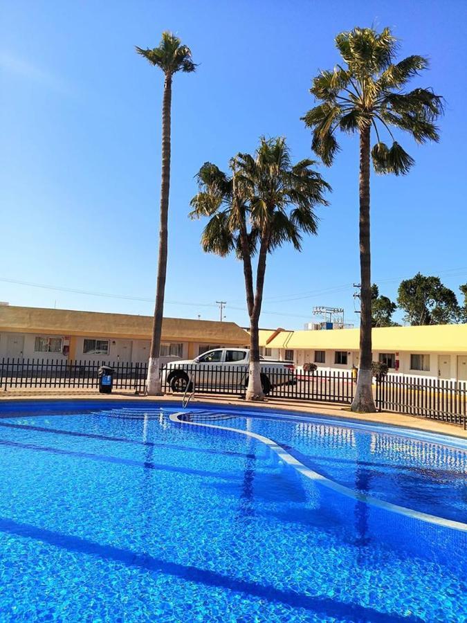 Hotel Posada Del Desierto Heroica Caborca ภายนอก รูปภาพ